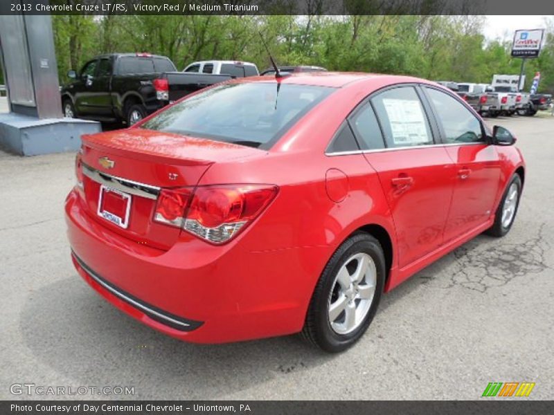 Victory Red / Medium Titanium 2013 Chevrolet Cruze LT/RS