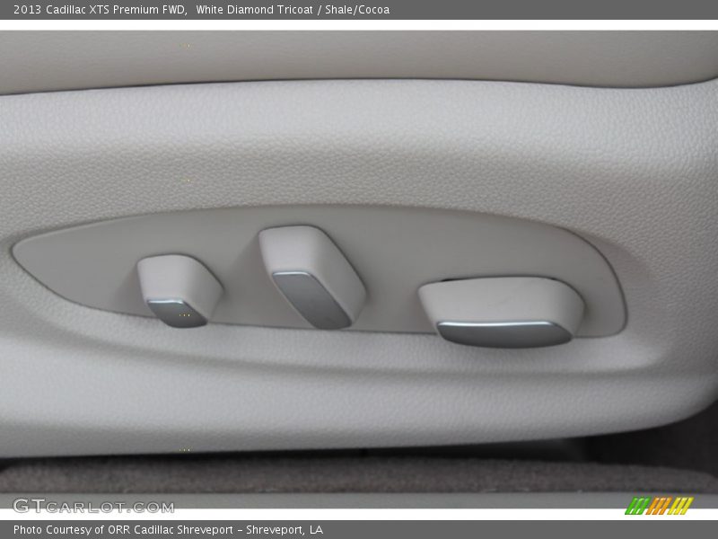 White Diamond Tricoat / Shale/Cocoa 2013 Cadillac XTS Premium FWD