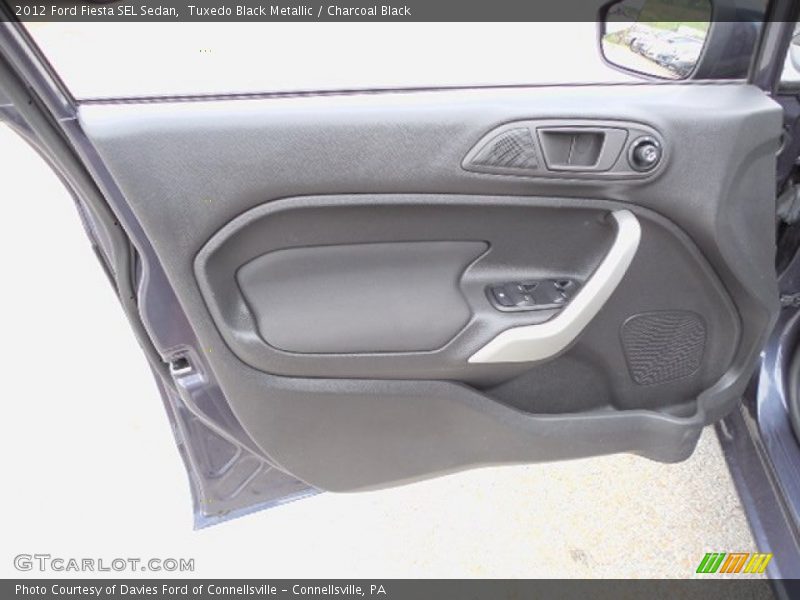Tuxedo Black Metallic / Charcoal Black 2012 Ford Fiesta SEL Sedan