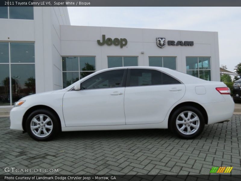 Super White / Bisque 2011 Toyota Camry LE V6