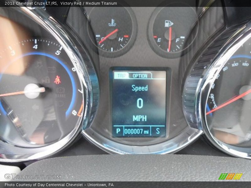 Victory Red / Medium Titanium 2013 Chevrolet Cruze LT/RS