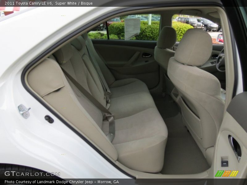 Super White / Bisque 2011 Toyota Camry LE V6