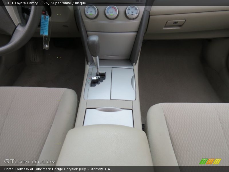 Super White / Bisque 2011 Toyota Camry LE V6