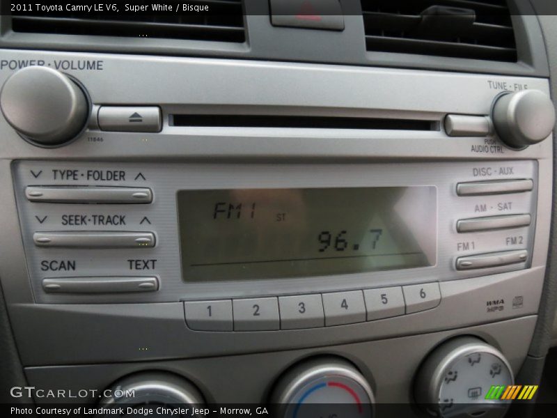 Super White / Bisque 2011 Toyota Camry LE V6