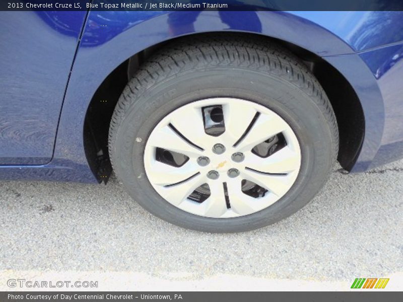 Blue Topaz Metallic / Jet Black/Medium Titanium 2013 Chevrolet Cruze LS