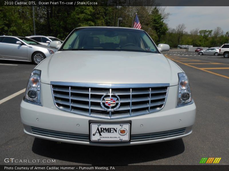 Ocean Pearl Tri-coat / Shale/Cocoa 2010 Cadillac DTS