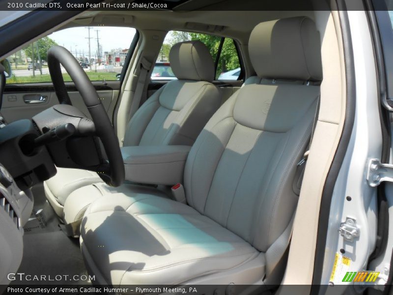 Ocean Pearl Tri-coat / Shale/Cocoa 2010 Cadillac DTS