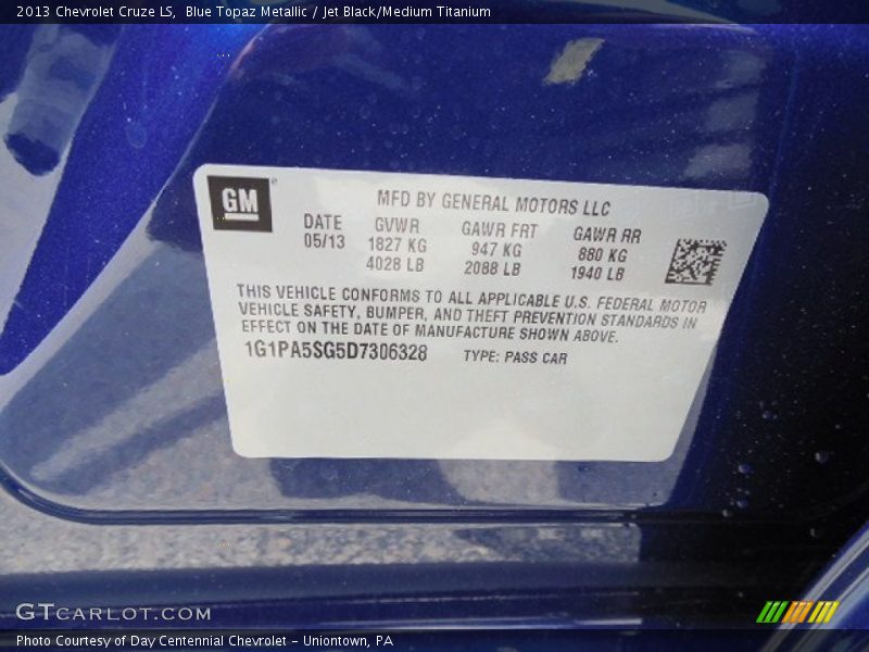 Blue Topaz Metallic / Jet Black/Medium Titanium 2013 Chevrolet Cruze LS