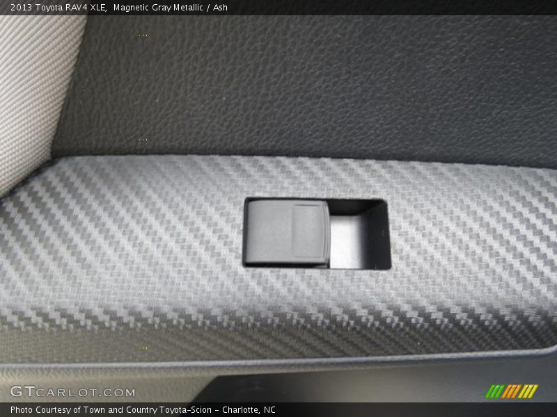 Magnetic Gray Metallic / Ash 2013 Toyota RAV4 XLE