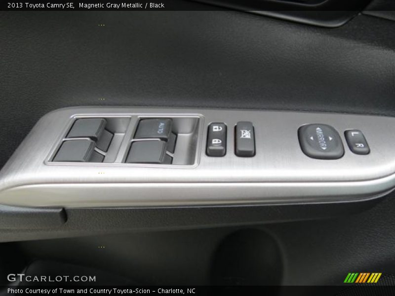 Magnetic Gray Metallic / Black 2013 Toyota Camry SE