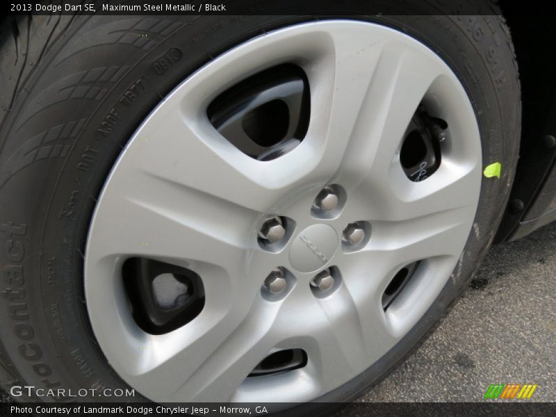 Maximum Steel Metallic / Black 2013 Dodge Dart SE
