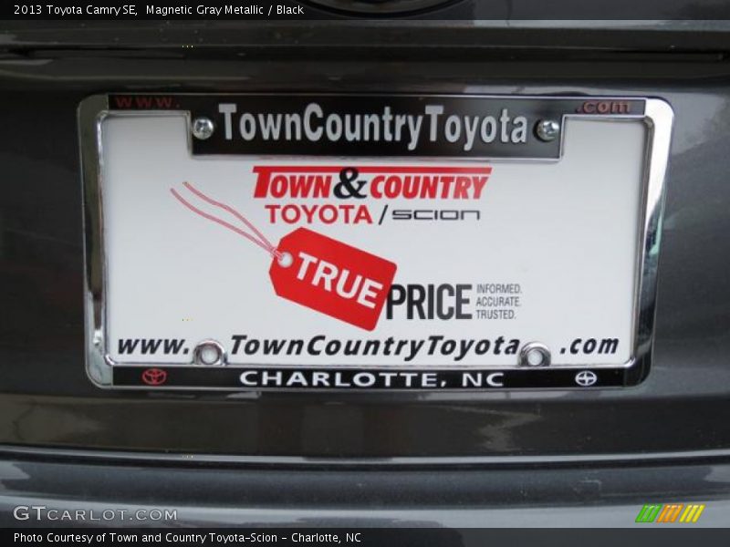 Magnetic Gray Metallic / Black 2013 Toyota Camry SE