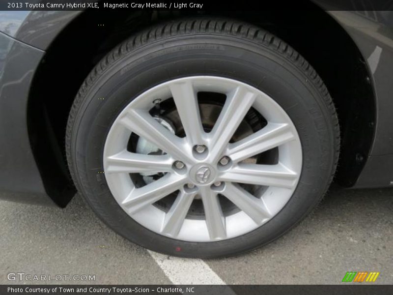 Magnetic Gray Metallic / Light Gray 2013 Toyota Camry Hybrid XLE