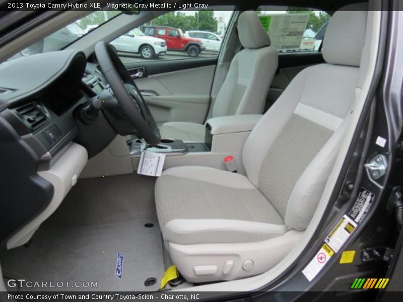 Magnetic Gray Metallic / Light Gray 2013 Toyota Camry Hybrid XLE