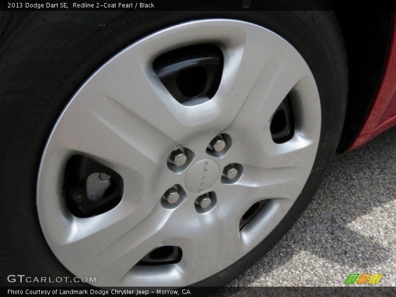 Redline 2-Coat Pearl / Black 2013 Dodge Dart SE