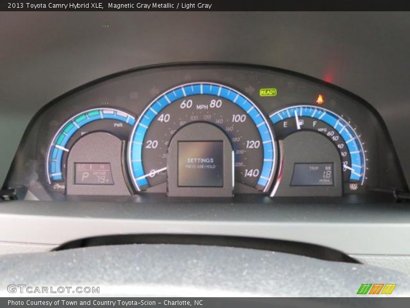 Magnetic Gray Metallic / Light Gray 2013 Toyota Camry Hybrid XLE