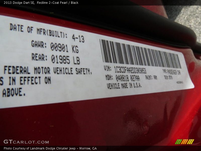 Redline 2-Coat Pearl / Black 2013 Dodge Dart SE
