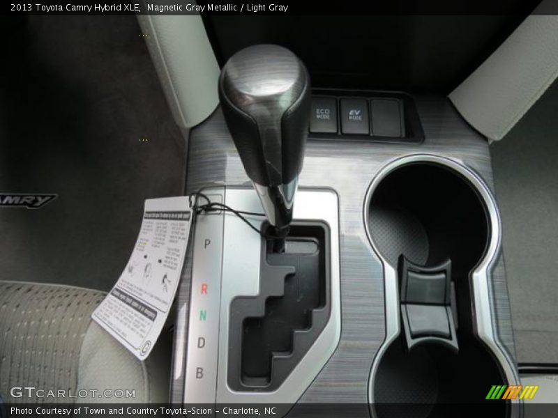 Magnetic Gray Metallic / Light Gray 2013 Toyota Camry Hybrid XLE