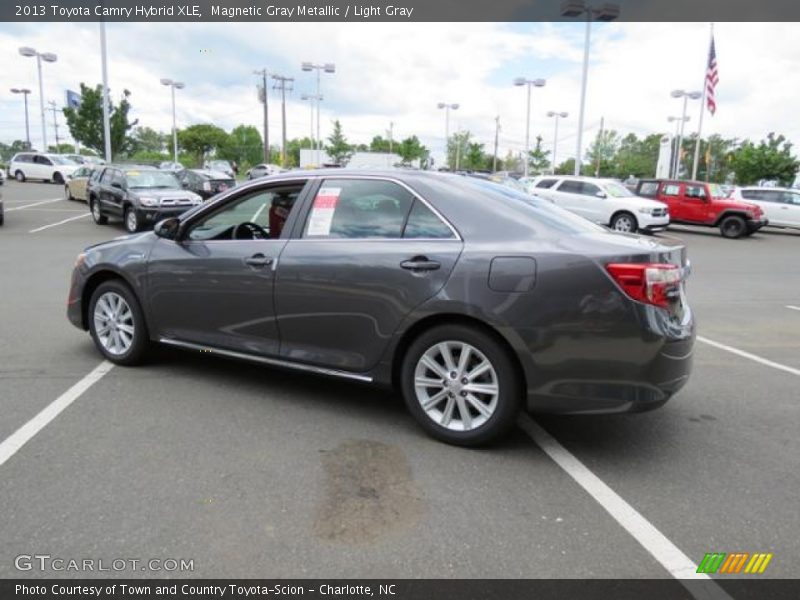 Magnetic Gray Metallic / Light Gray 2013 Toyota Camry Hybrid XLE