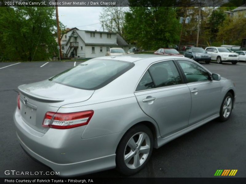 Classic Silver Metallic / Dark Charcoal 2011 Toyota Camry SE