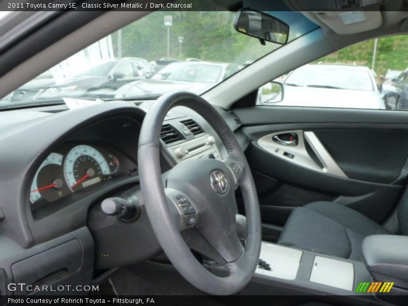Classic Silver Metallic / Dark Charcoal 2011 Toyota Camry SE