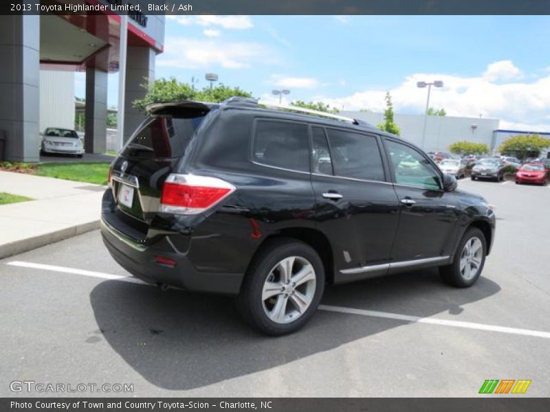 Black / Ash 2013 Toyota Highlander Limited