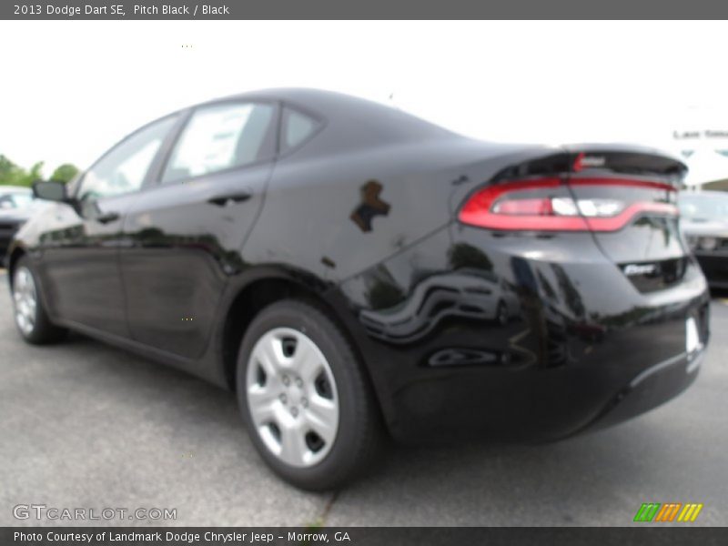 Pitch Black / Black 2013 Dodge Dart SE