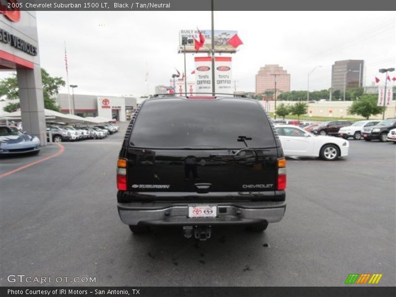 Black / Tan/Neutral 2005 Chevrolet Suburban 1500 LT
