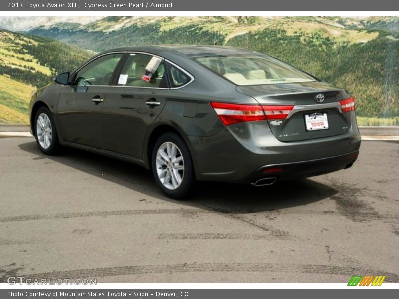 Cypress Green Pearl / Almond 2013 Toyota Avalon XLE