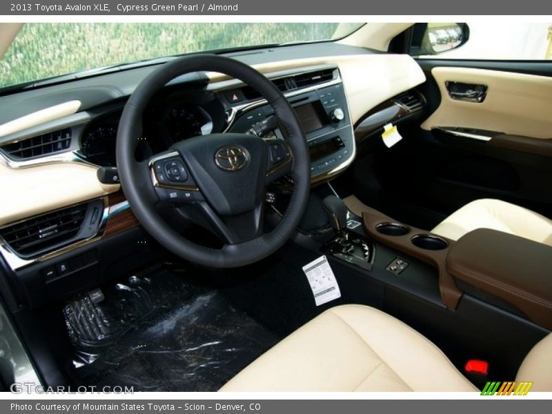 Cypress Green Pearl / Almond 2013 Toyota Avalon XLE
