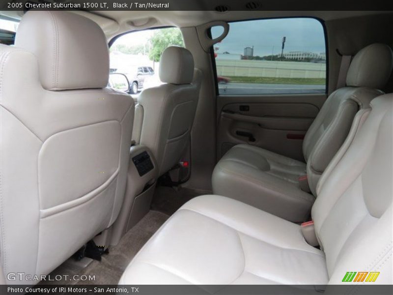 Black / Tan/Neutral 2005 Chevrolet Suburban 1500 LT