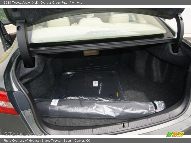 Cypress Green Pearl / Almond 2013 Toyota Avalon XLE