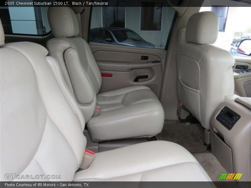Black / Tan/Neutral 2005 Chevrolet Suburban 1500 LT