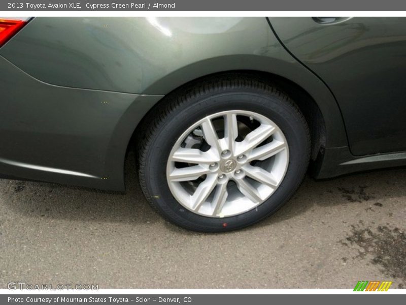 Cypress Green Pearl / Almond 2013 Toyota Avalon XLE