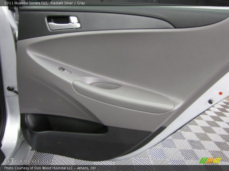 Radiant Silver / Gray 2011 Hyundai Sonata GLS
