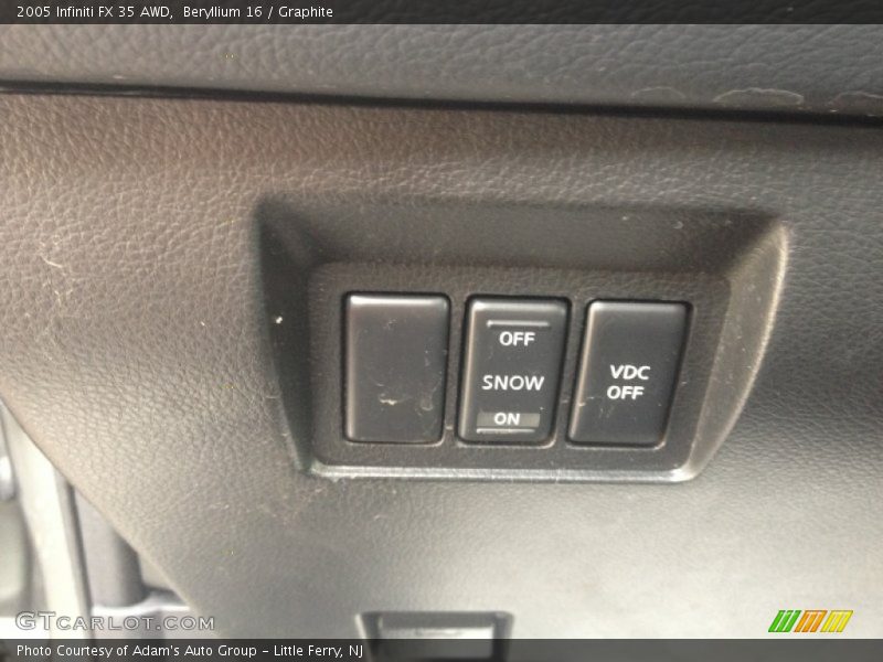 Beryllium 16 / Graphite 2005 Infiniti FX 35 AWD