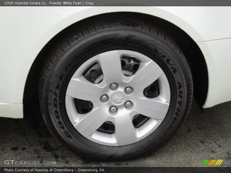Powder White Pearl / Gray 2006 Hyundai Sonata GL