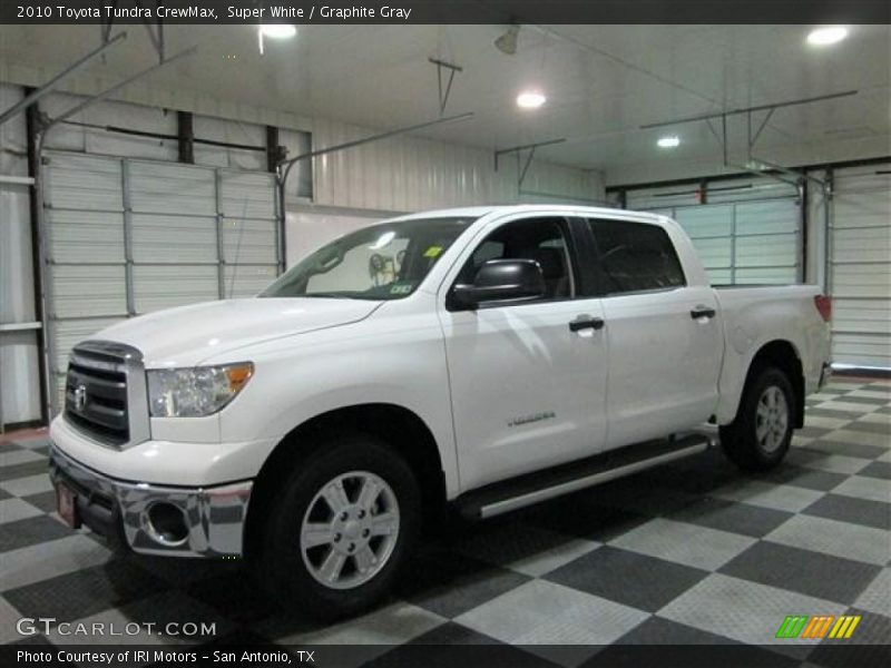 Super White / Graphite Gray 2010 Toyota Tundra CrewMax