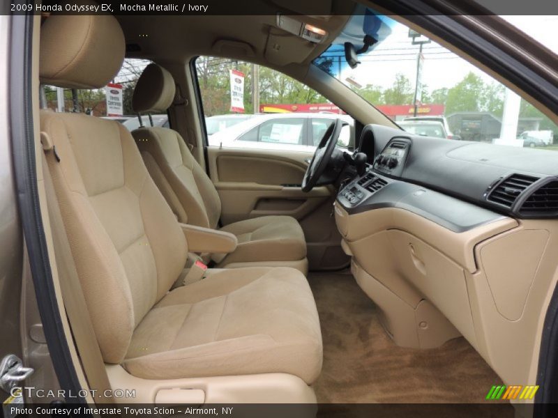 Front Seat of 2009 Odyssey EX