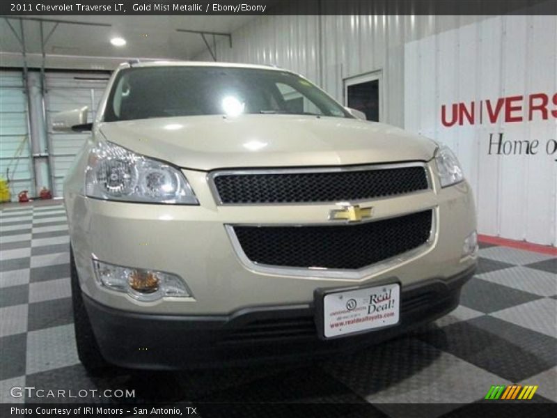 Gold Mist Metallic / Ebony/Ebony 2011 Chevrolet Traverse LT