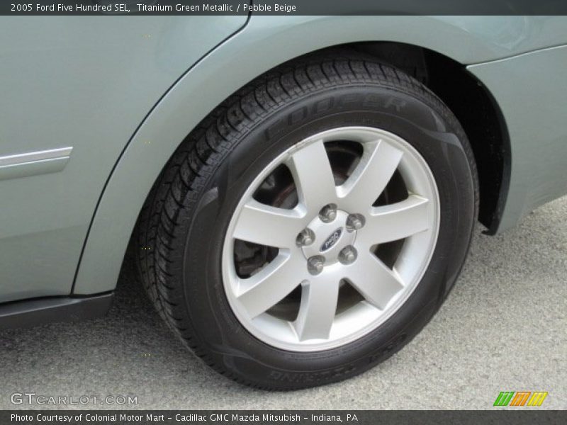  2005 Five Hundred SEL Wheel