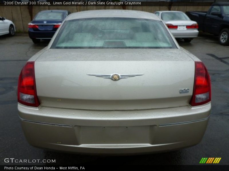 Linen Gold Metallic / Dark Slate Gray/Light Graystone 2006 Chrysler 300 Touring