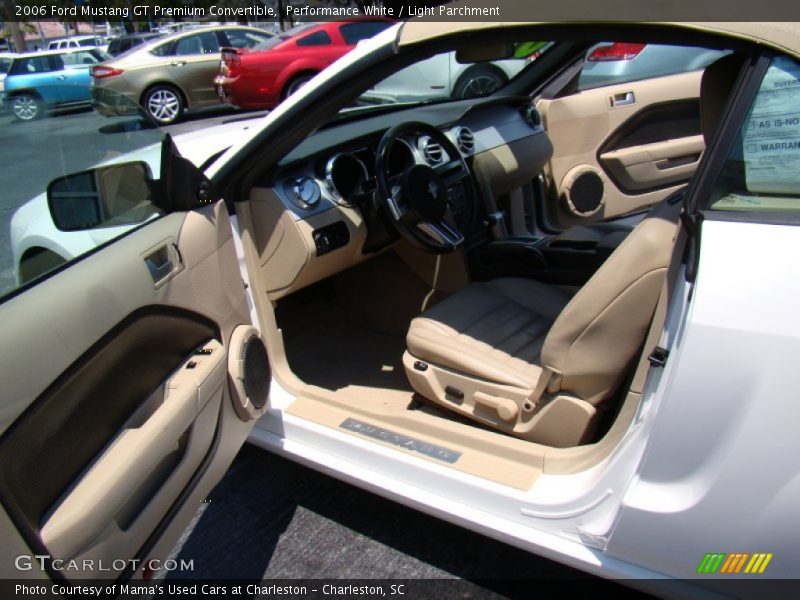 Performance White / Light Parchment 2006 Ford Mustang GT Premium Convertible