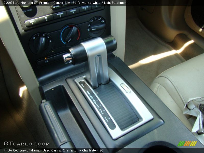 Performance White / Light Parchment 2006 Ford Mustang GT Premium Convertible