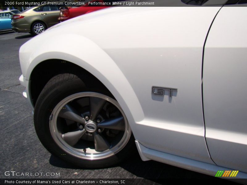 Performance White / Light Parchment 2006 Ford Mustang GT Premium Convertible