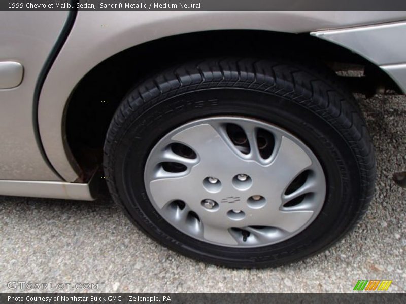 Sandrift Metallic / Medium Neutral 1999 Chevrolet Malibu Sedan
