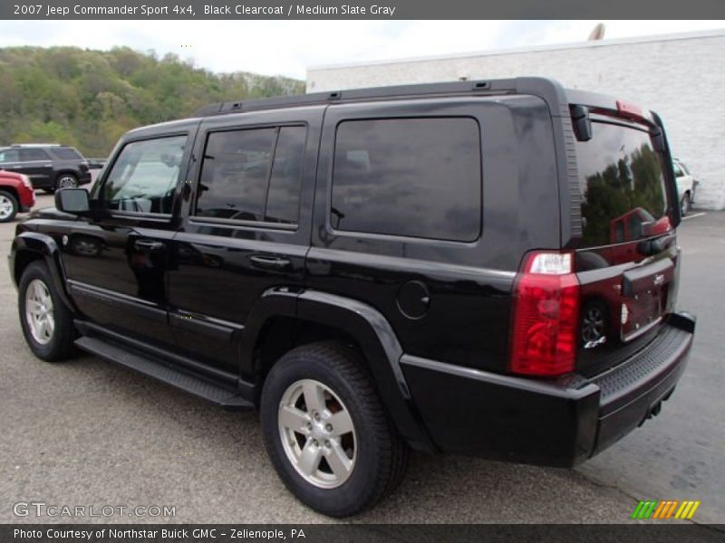 Black Clearcoat / Medium Slate Gray 2007 Jeep Commander Sport 4x4