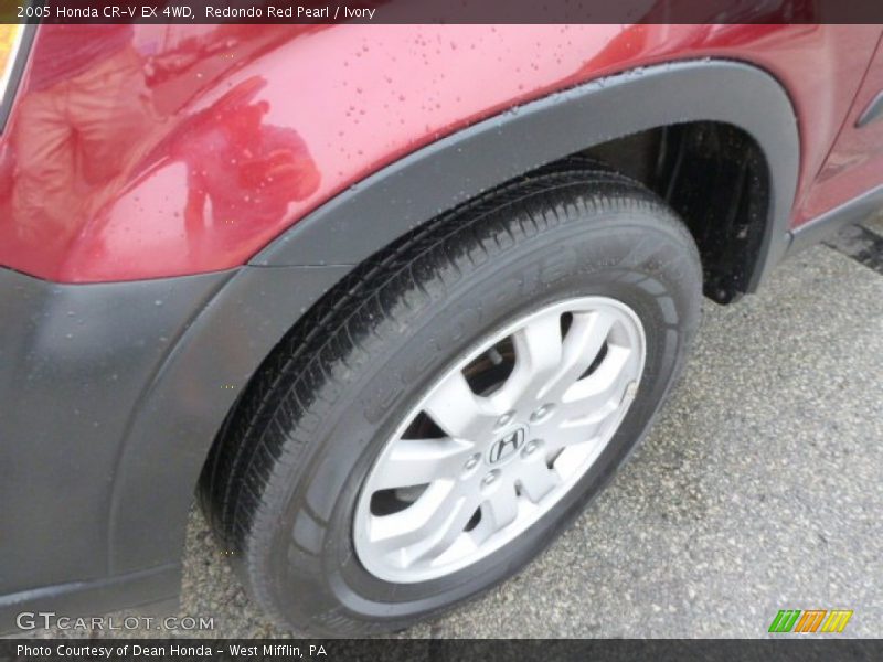 Redondo Red Pearl / Ivory 2005 Honda CR-V EX 4WD