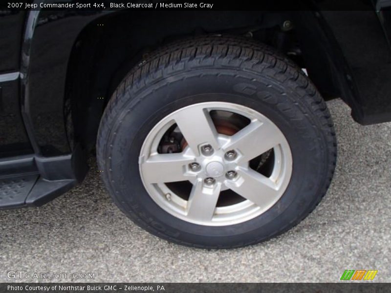 Black Clearcoat / Medium Slate Gray 2007 Jeep Commander Sport 4x4