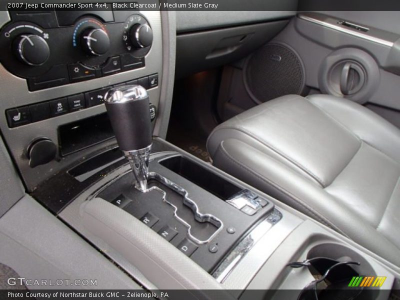 Black Clearcoat / Medium Slate Gray 2007 Jeep Commander Sport 4x4